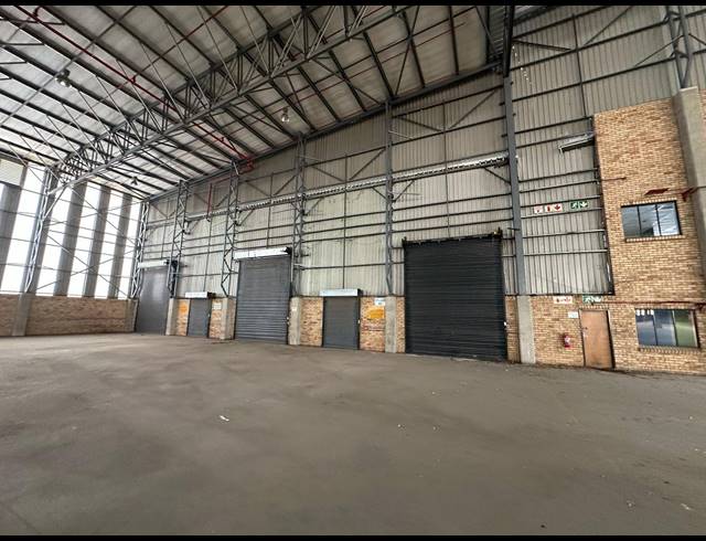22,510M² WAREHOUSE TO LET IN MOSTYN PARK